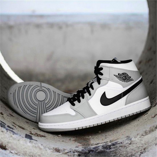 554724-092 Jordan 1 Mid Light Smoke Grey Jordan Scarpe Donna/Uomo